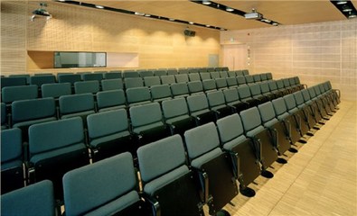 學校報告廳座椅與報告廳家具解決方案 一站式服務與規?；a優勢